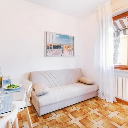 Silent Apartment * Sanremo